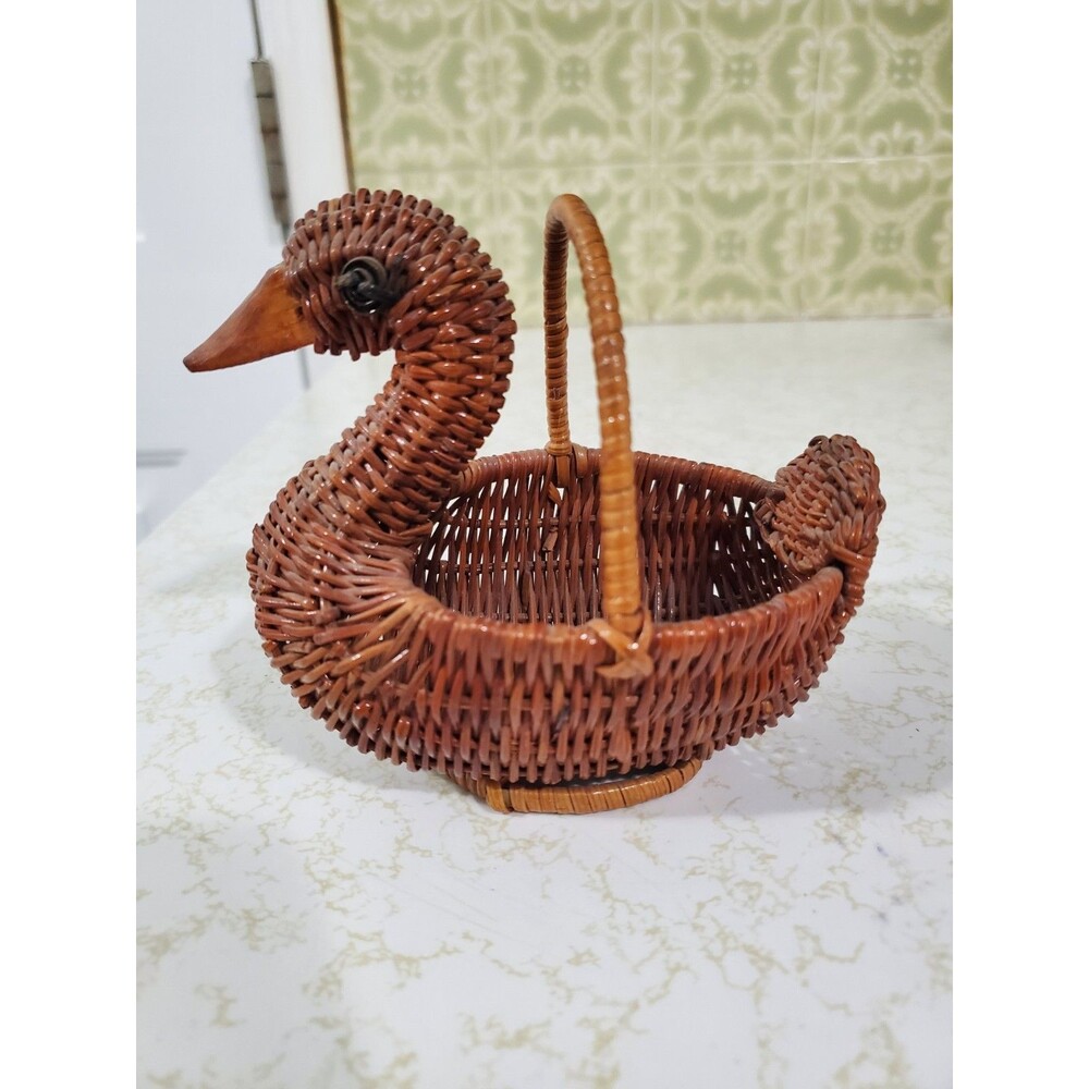 Vintage Wicker Duck Swan Woven Basket With Handle 5" L 4.5" H Cottagecore